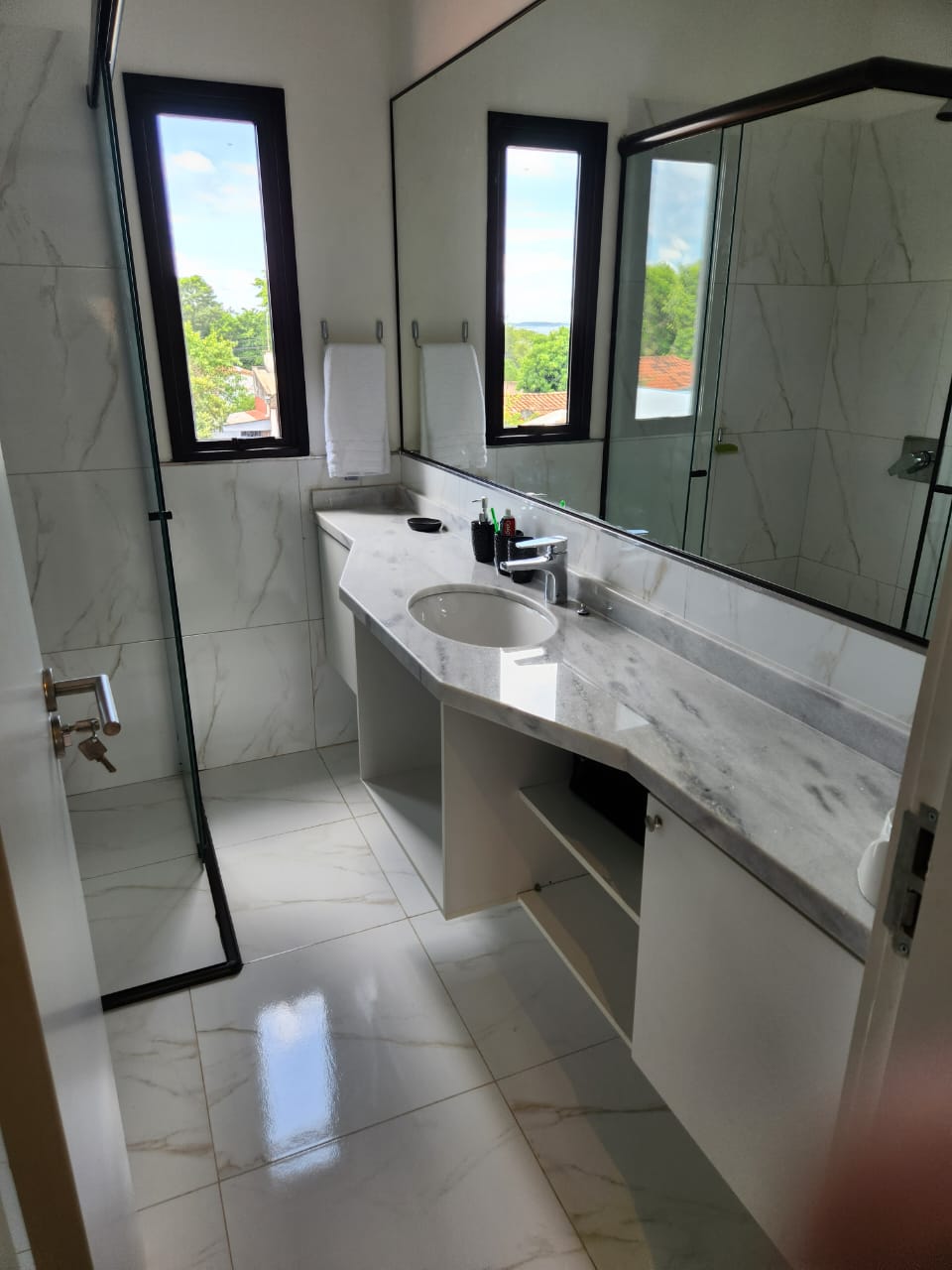 DÚPLEX AMOBLADO CASA SUR 4