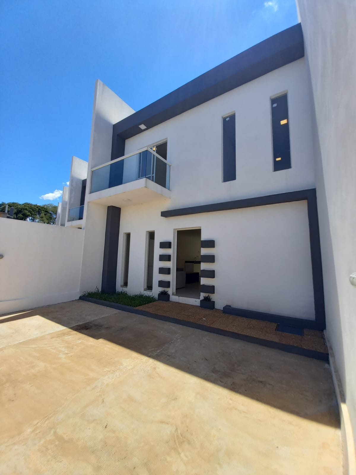 EN VENTA DÚPLEX A ESTRENAR AMOBLADO - BARRIO SAN PEDRO — Departamento en Encarnación, San Pedro