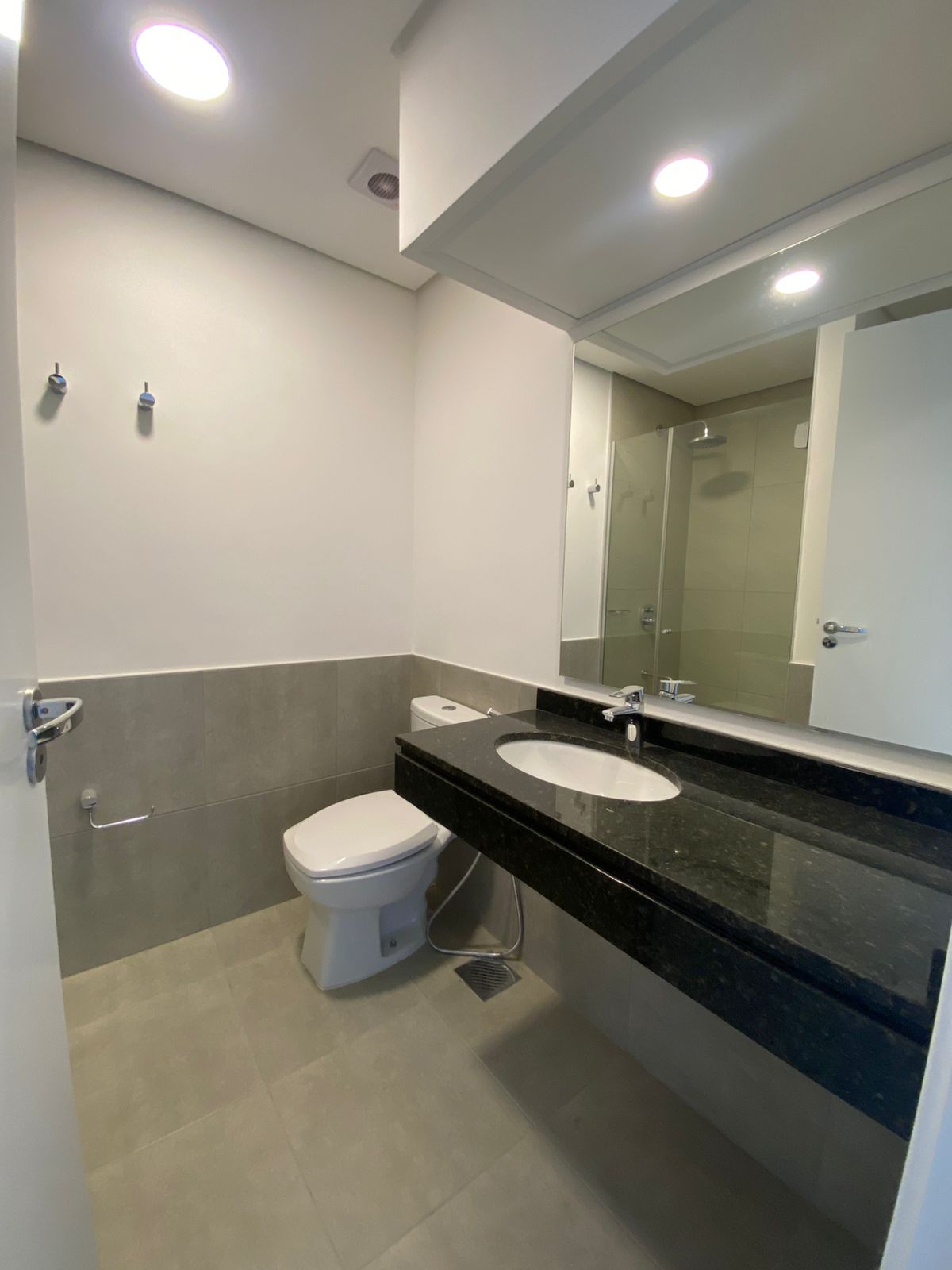 Apartamento de 1 Dormitorio en Alquiler sobre la Costanera de Encarnación 3